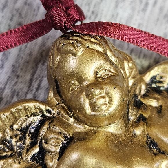 Vintage Christmas Ornament Angel Cherub Gold Finish Victorian Holiday Decoration - Picture 6 of 14